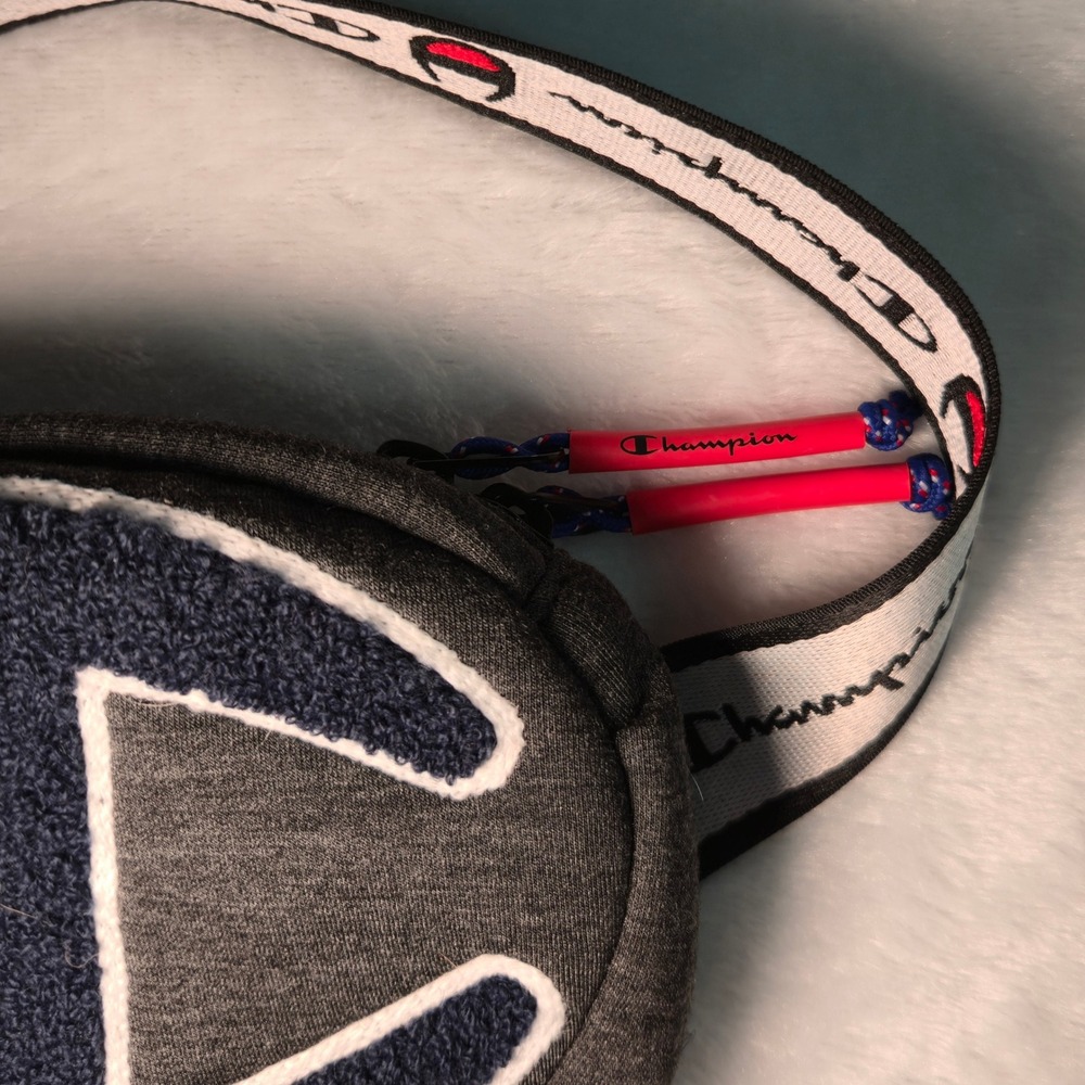 Champion Prime Waist Bag Heather Grey Chenille Logo Fanny Pack Adjustable Strap - Picture 3 of 5